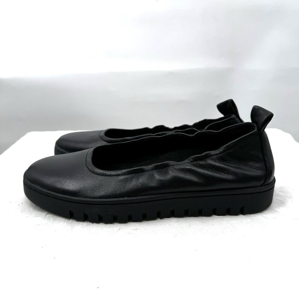 Black Vionic Uptown Ballet Flat Leather Womens Size 7 MSRP $129